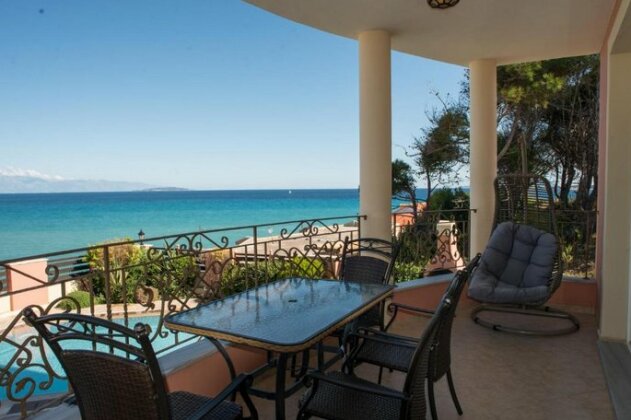 Romanza Villa - Photo2