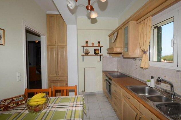 Roula's Studios & Apartment - Photo3