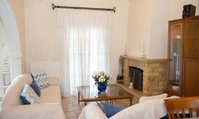 Roula's Veranda - Photo3