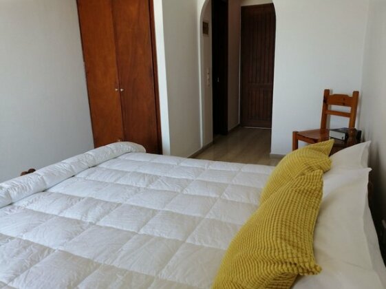 Roza's Home and Studios - Photo3