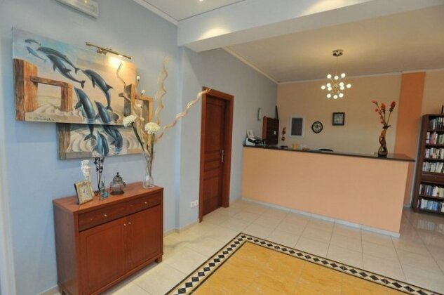 Saint Spiridon Hotel - Photo3