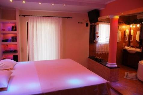 Sammy Villa - Photo3