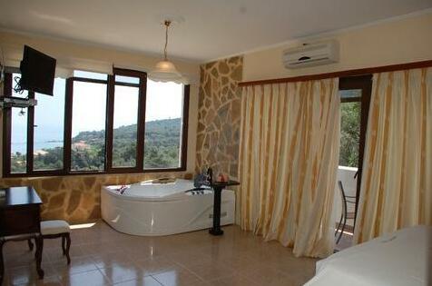 Sammy Villa - Photo5