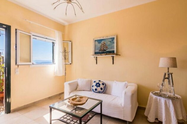 Seaside Ipsos Apartment - Photo2