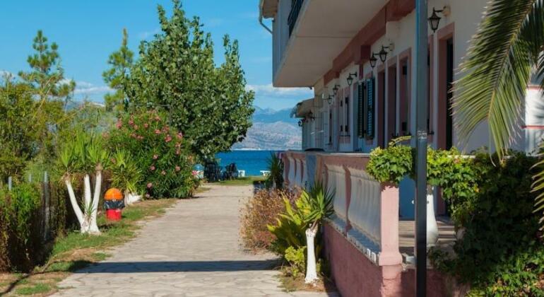 Seaside Resorts - Photo5