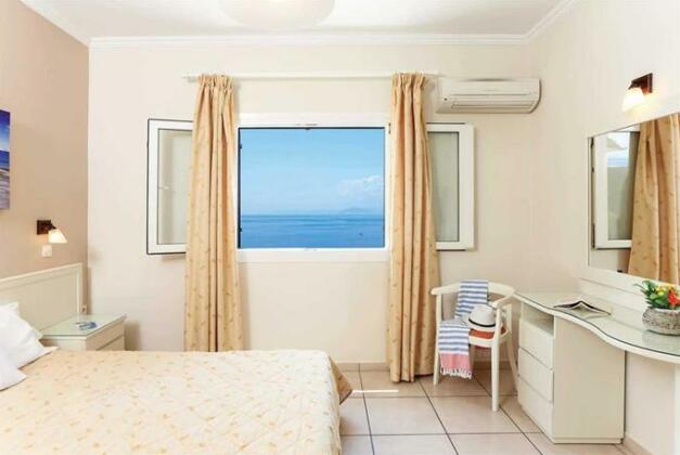 Selini Villa - Photo2