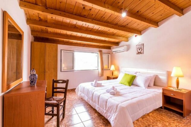Solari Cosy Studio 2