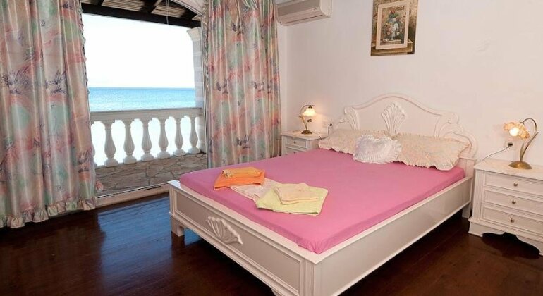 Sweet Memories Houses - Photo3