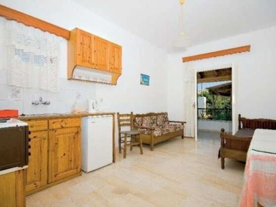 Takis & Efi Apartments - Photo4