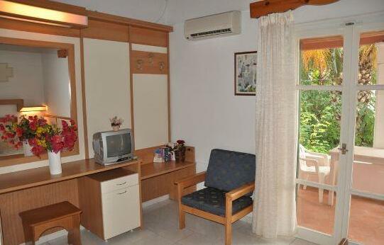 Tassos Apartments - Photo5