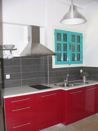 Teressa Apartments - Photo4