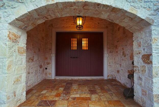 Thalia Estate - Photo2