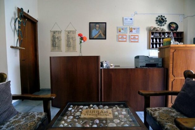 Theocharis Apartments - Photo3