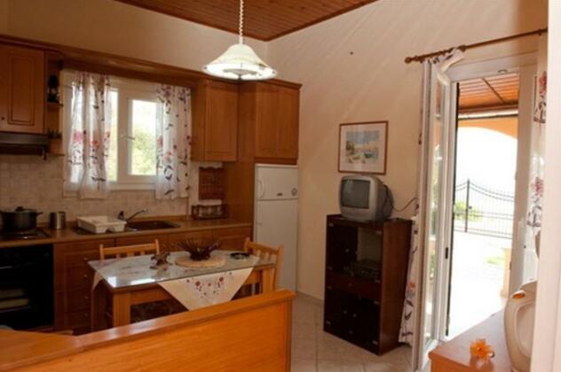Thera Villa - Photo5