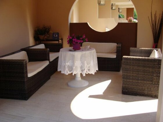 Toula's Apartments - Photo3