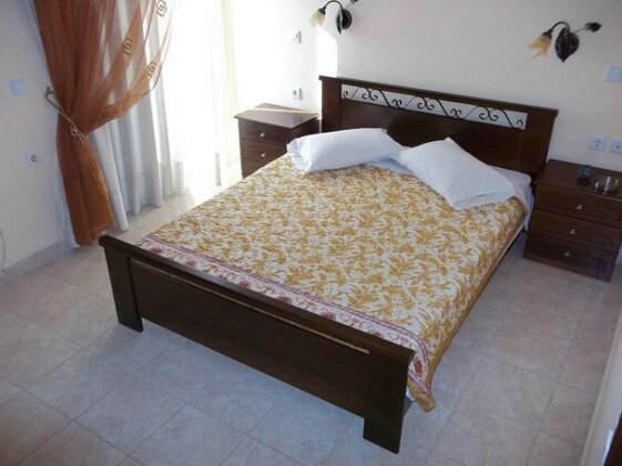 Toula's Apartments - Photo5