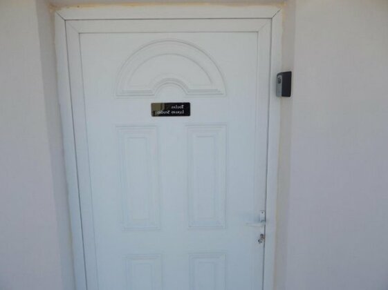 Toula's Luxury Studio - Photo5