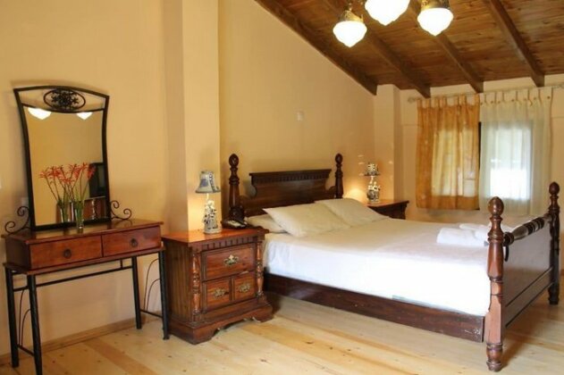 Traditional House With Great View - Photo5