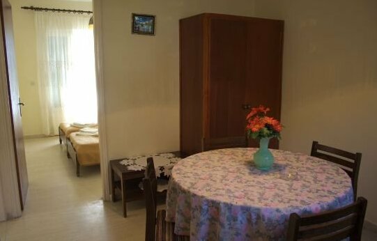 Vicky's Apartments - Photo5