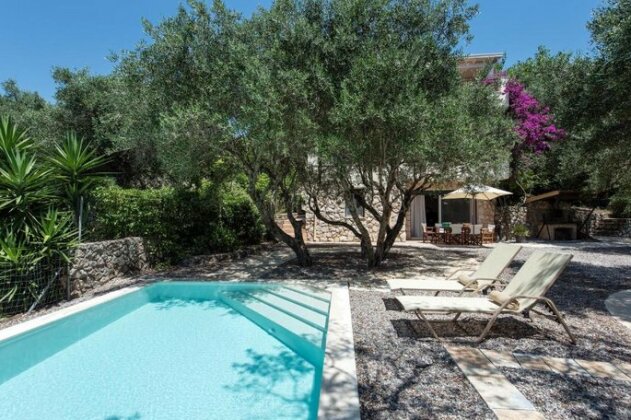 Villa Aziza Corfu Island - Photo2