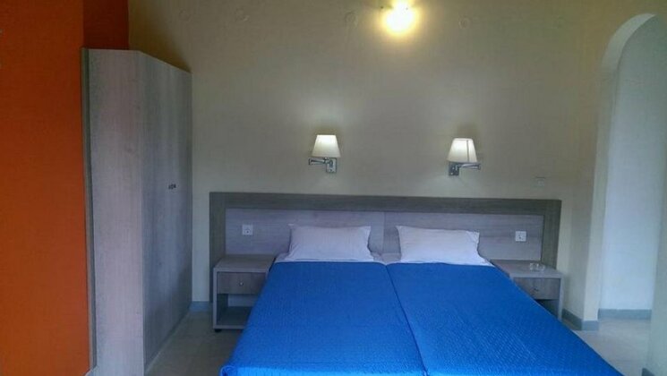 Villa Rossa Vassilis Studio's - Photo4