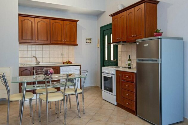 Xenia's Apartments in Alepou - Photo4