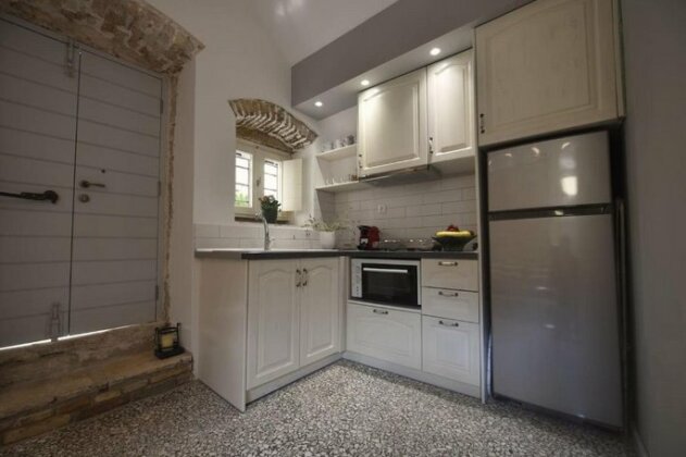 Yiasemi Corfu Luxury Studio - Photo4