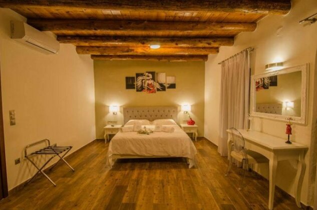 Angelos House