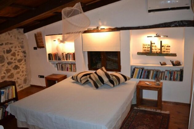 Art Villa Kastellos - Photo4