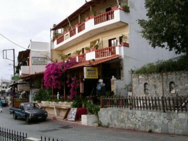 Costas Inn