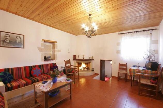 Fenareti's House - Photo3