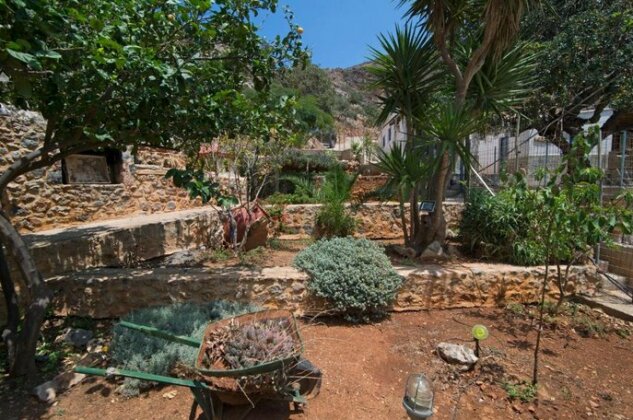 Gordeli Villa - Photo3