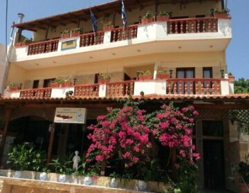 Heracles Hotel