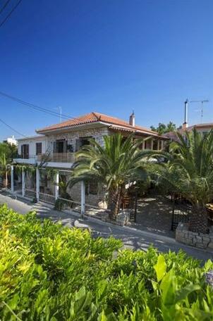 Ikia Luxury Homes - Photo2