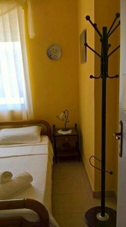 Kandaris Home - Photo4