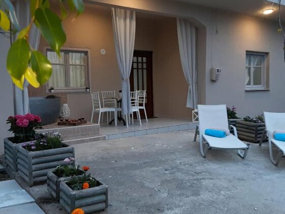 Mommy's House Crete - Photo2