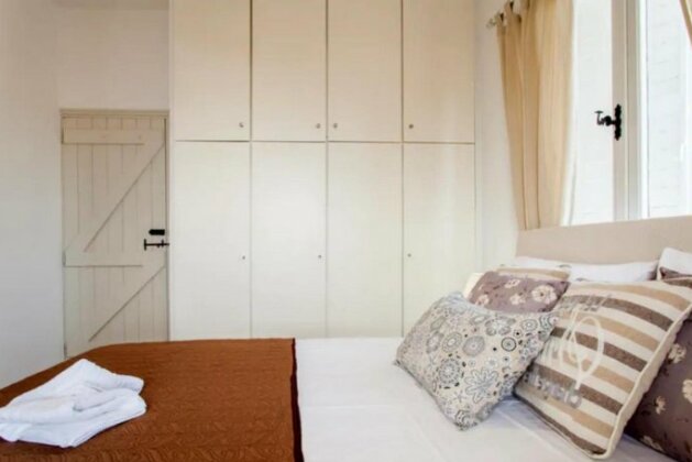 Steliana's house 2 - Photo5