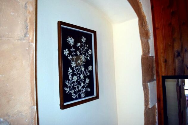 Traditional Cottage in Tzitzifes - Photo2