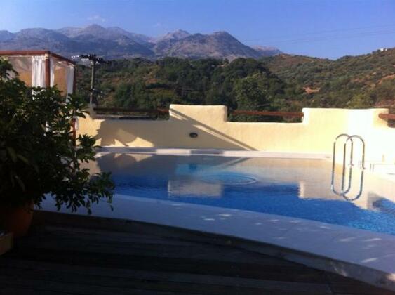 Verekinthos Villas - Photo3