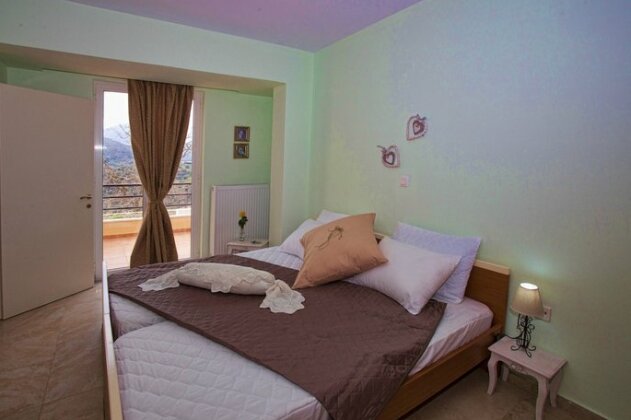 Villa Frati Gorge - Photo3