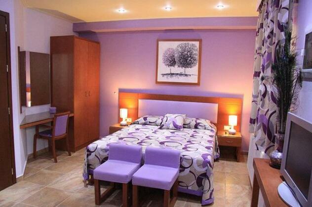 Villa Taos - Photo4