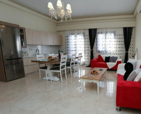 Chrysiida Luxurious Apartment - Photo2