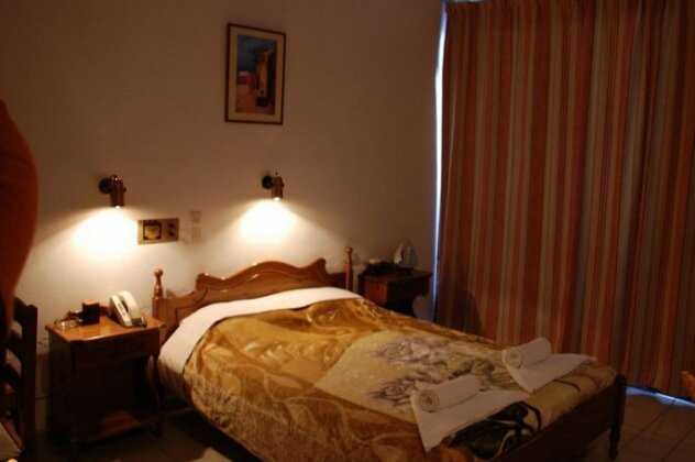 Damnoni Bay - Photo3