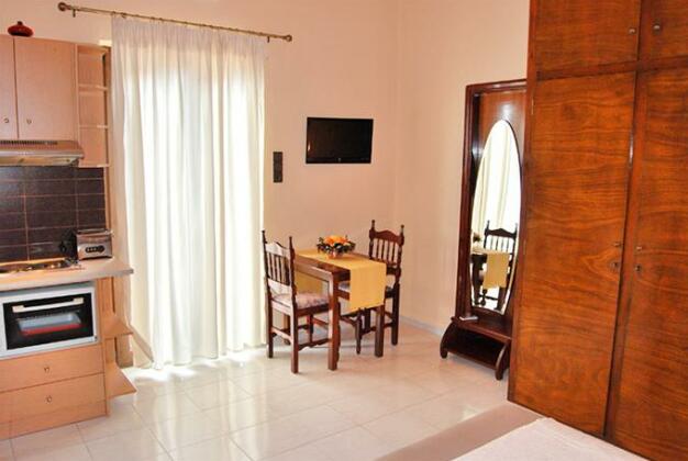 Mythos Apartments - Photo3