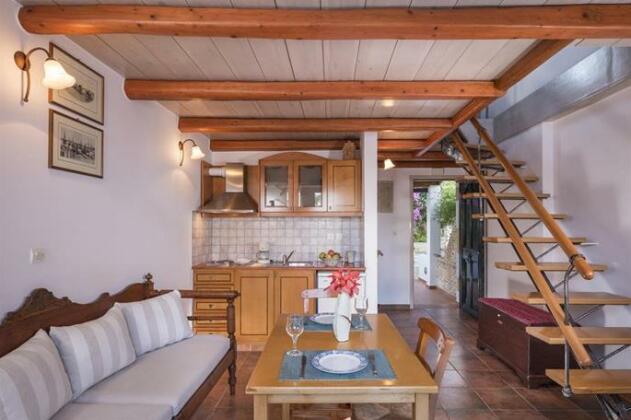 Orionas Village - Photo3