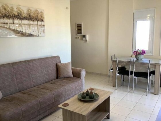 Ria's Sea View Apartment - Photo2