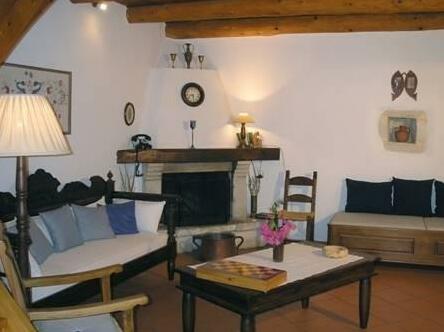 Filippas House - Photo3