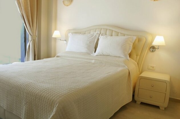 Alexandros Villa - Photo4