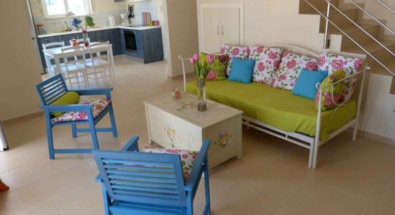 Azure Beach Villas - Photo5