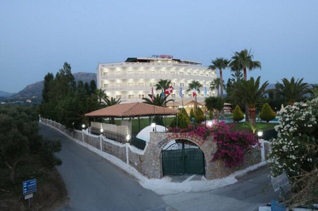 Photo 4